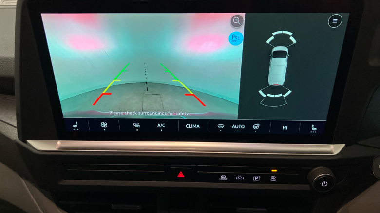 Volkswagen Transporter T32 Swb Electric 160kW 65kWh Commerce Pro Van Auto